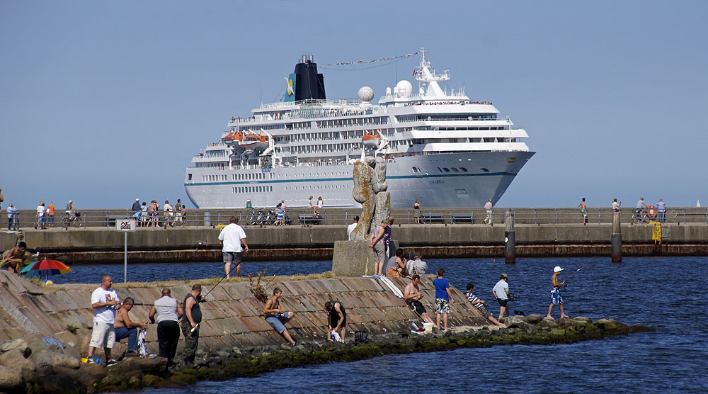 MS Amadea Einlauf in Travemünde © TraveMedia